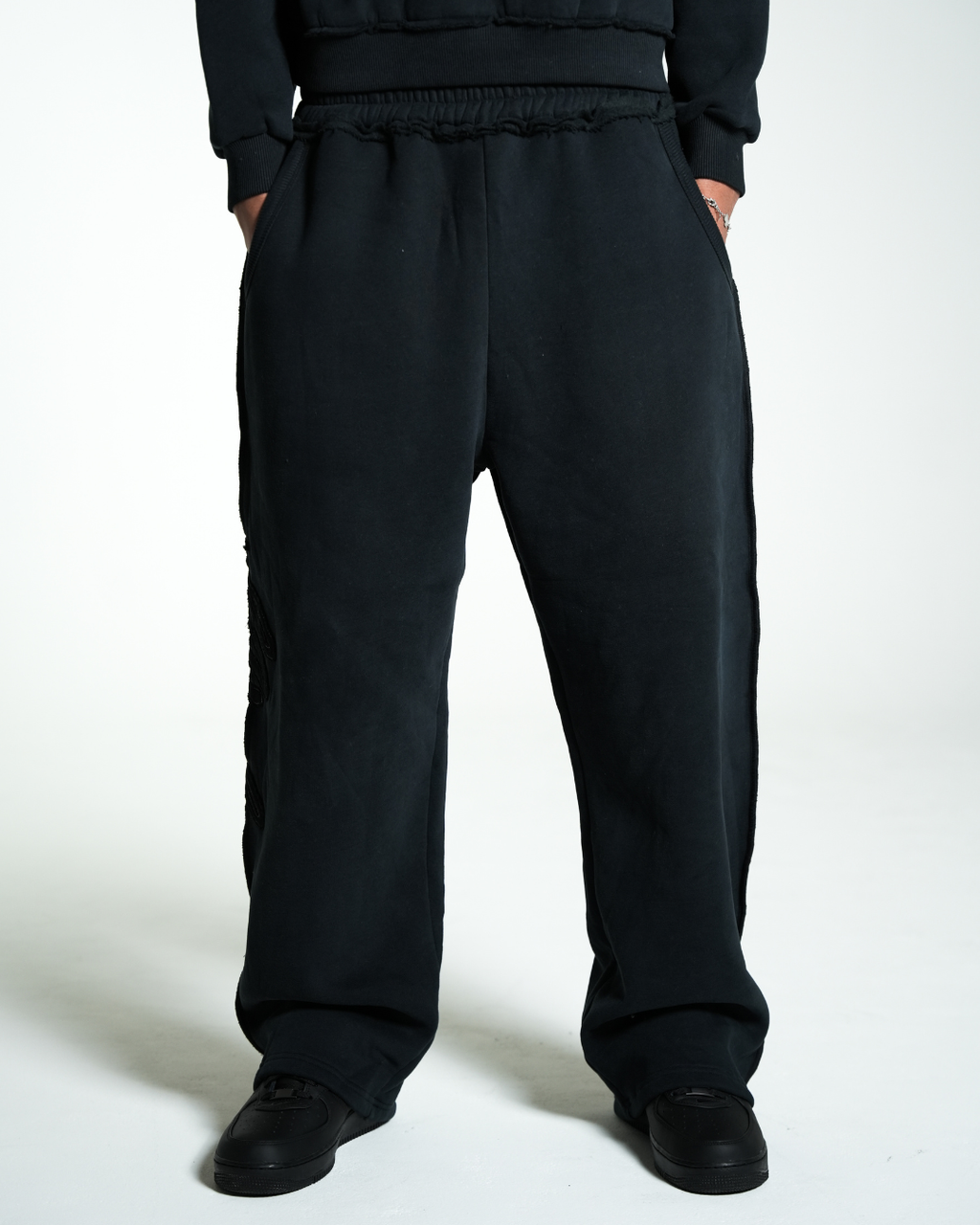 UNISEX PANTS BLACK