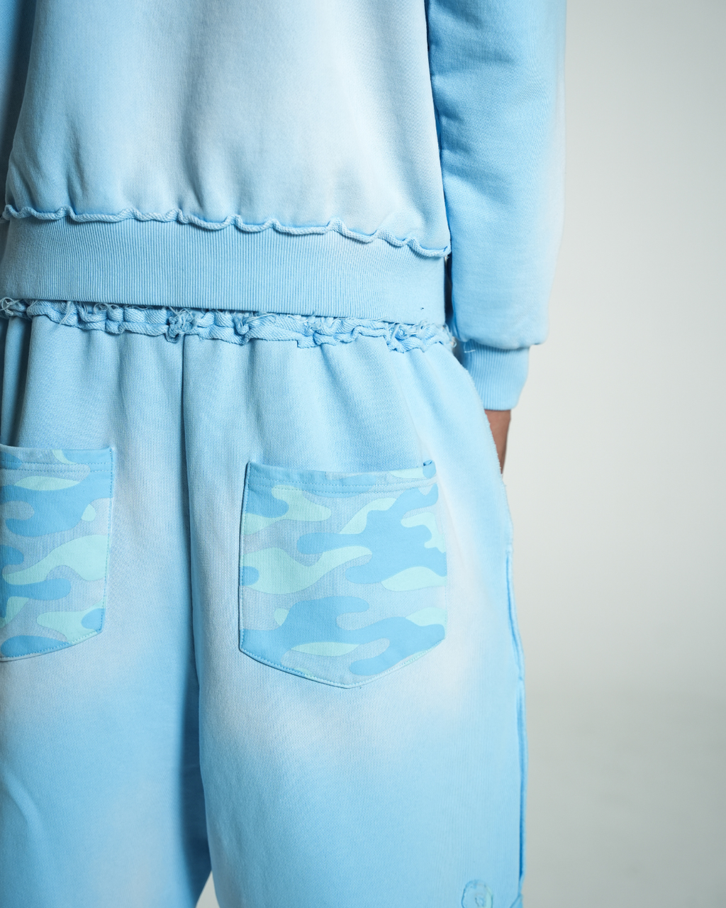 UNISEX PANTS WASHED BLUE