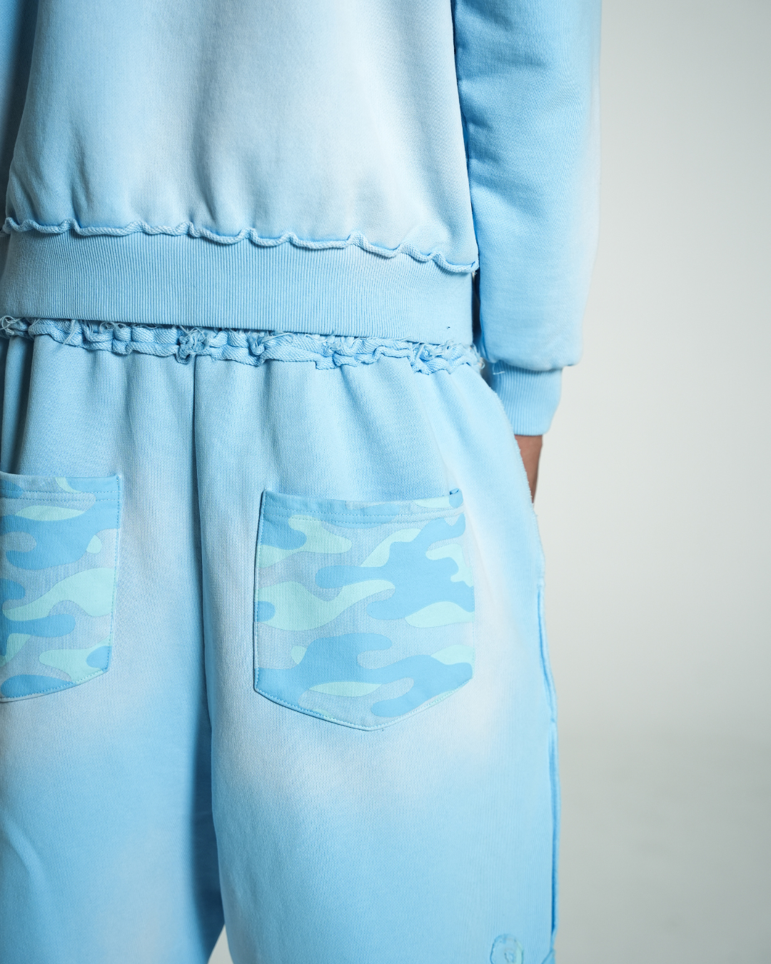 UNISEX PANTS WASHED BLUE