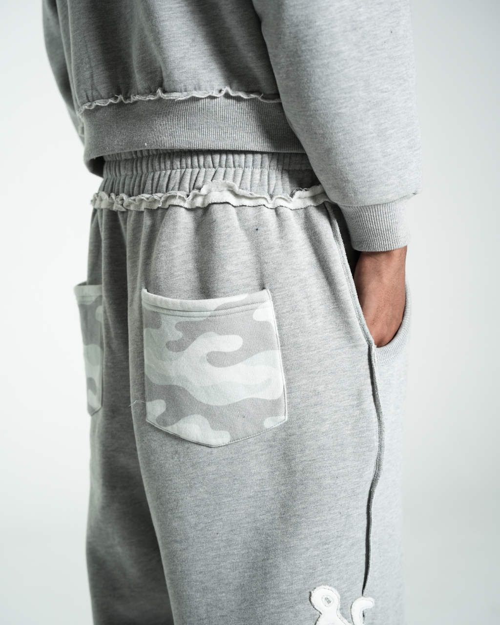 UNISEX PANTS GREY