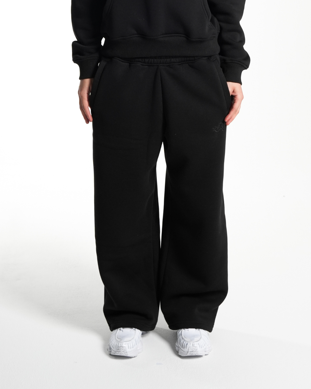 D2D JOGGER BLACK