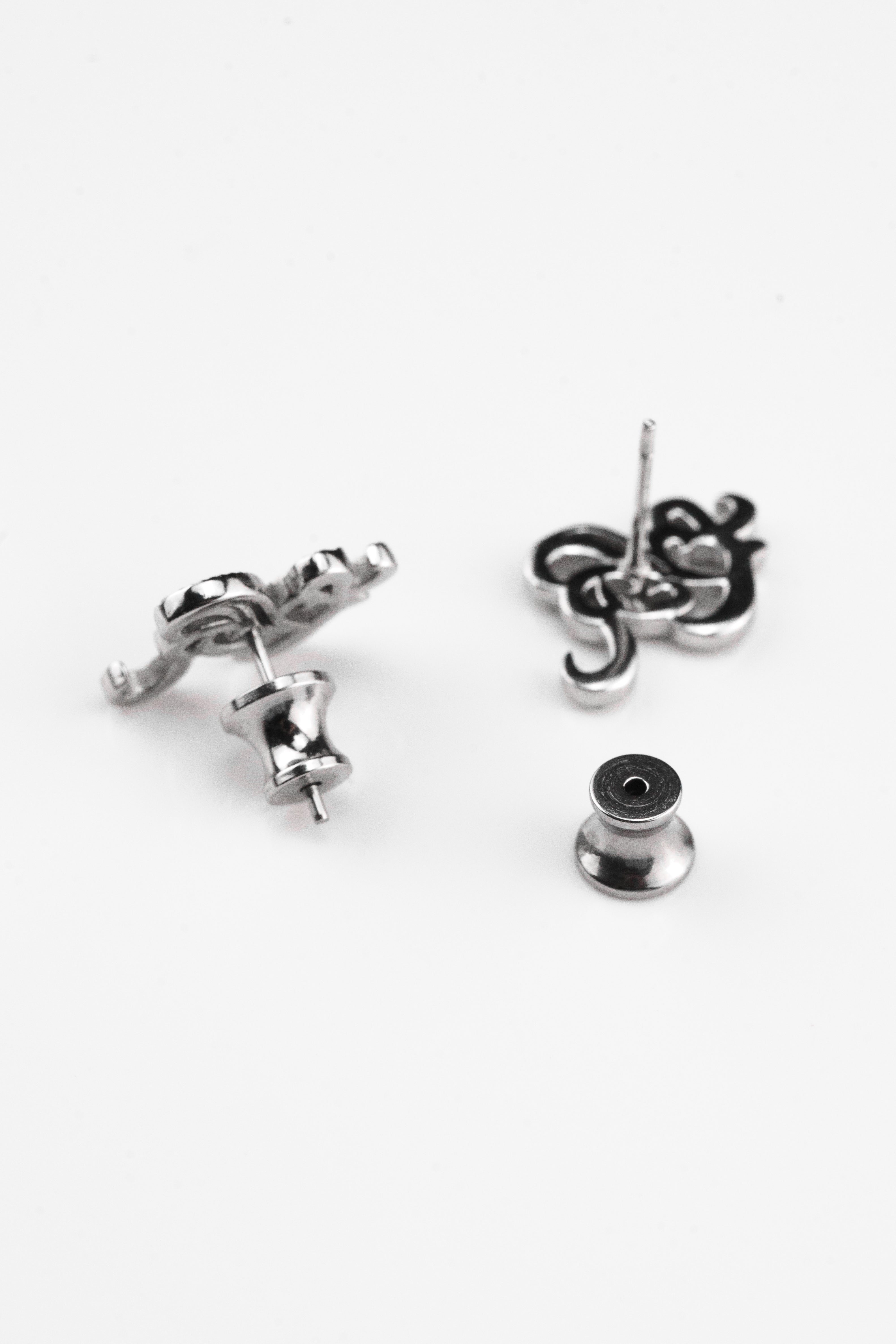 ICED LVR EARRINGS