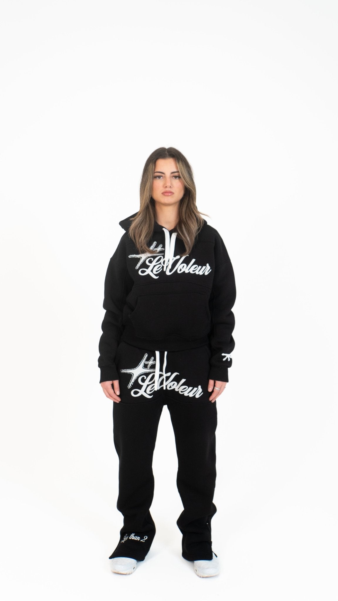 LE VOLIRE 売れ筋商品|||ル ヴォラーレ パーカー・スウェットシャツ アウター レディース Sweatshirts Black LT2 BLACK HOODIE – LeVoleur