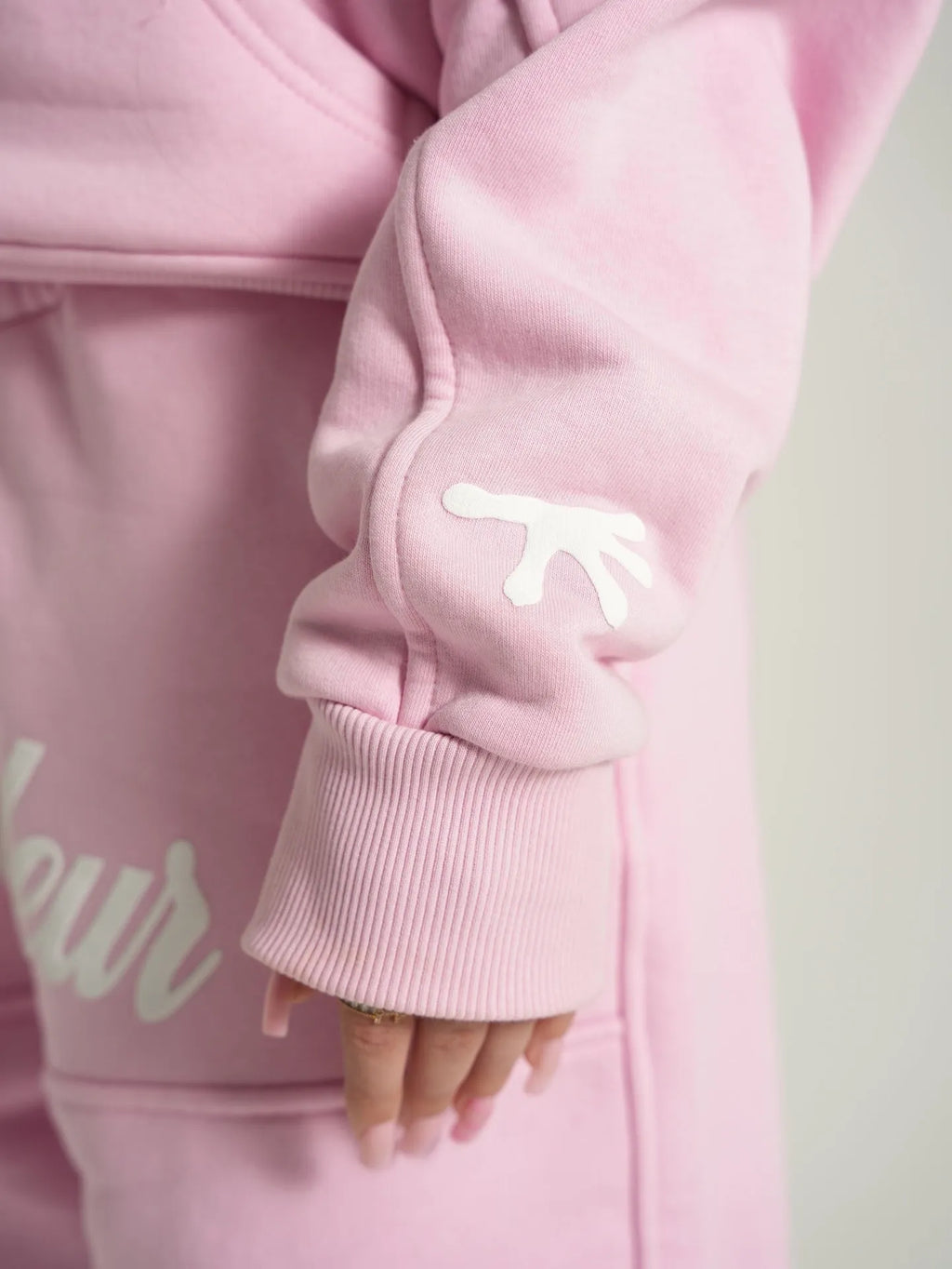 LT2 HOODIE BABY PINK - LeVoleur
