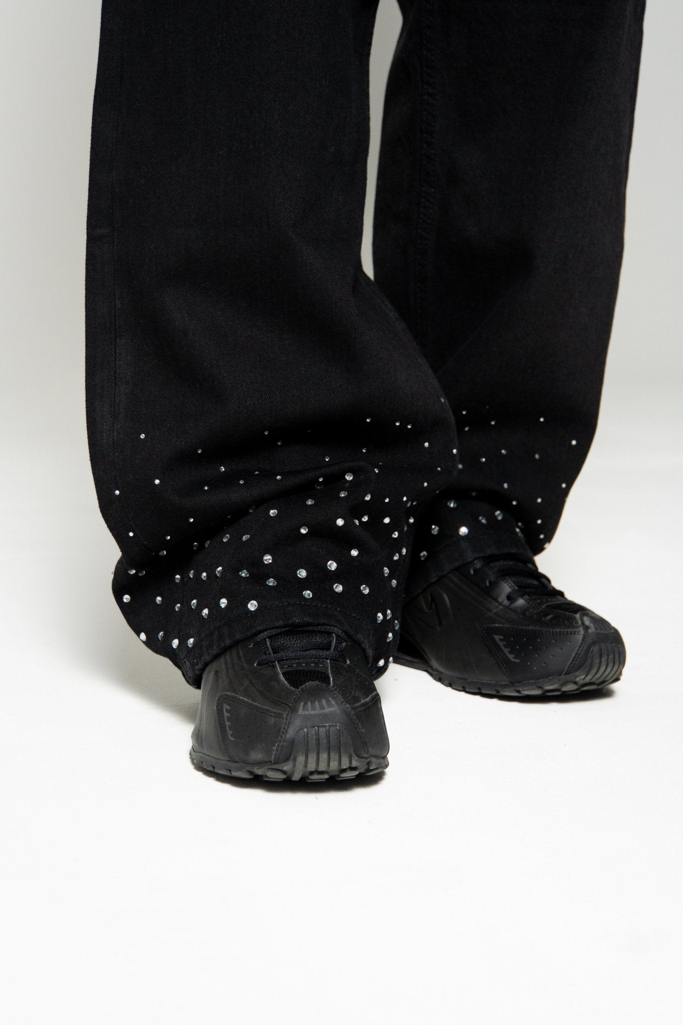 TWY's BLACK DENIM - LeVoleur