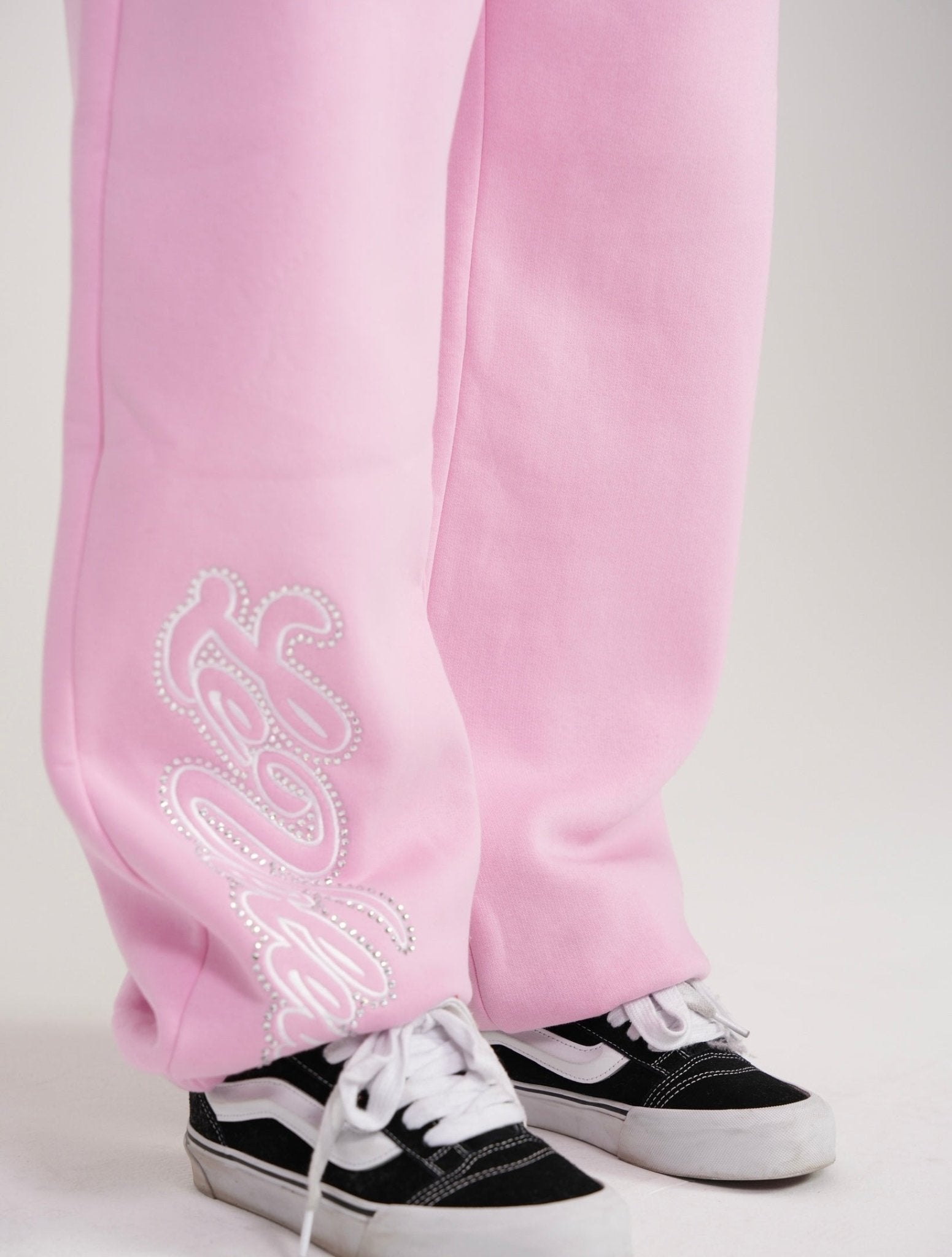 TWY’s Ext. BABYPINK JOGGER - LeVoleur