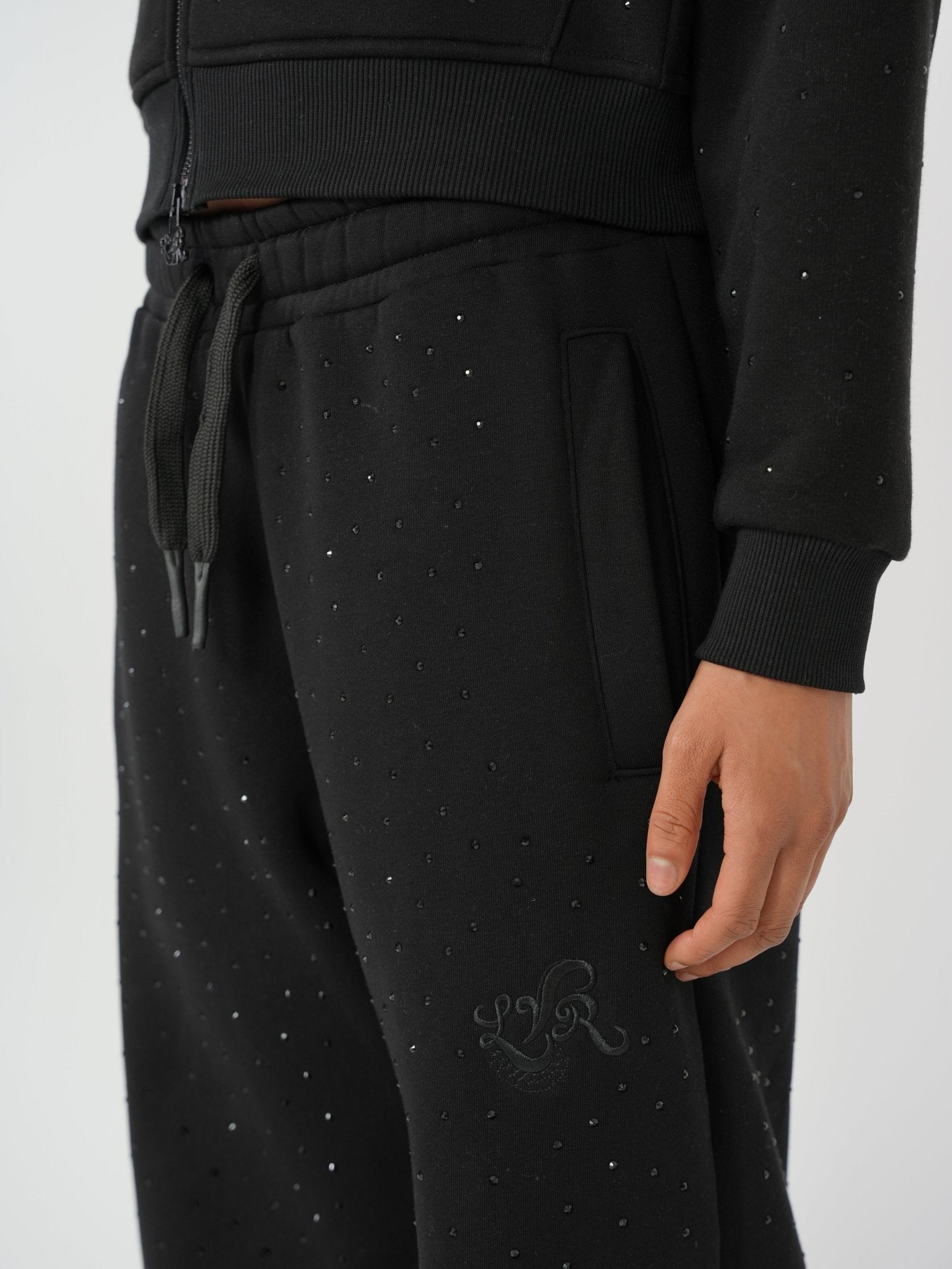 TWY’s Ext. BLACK GALAXY JOGGER - LeVoleur