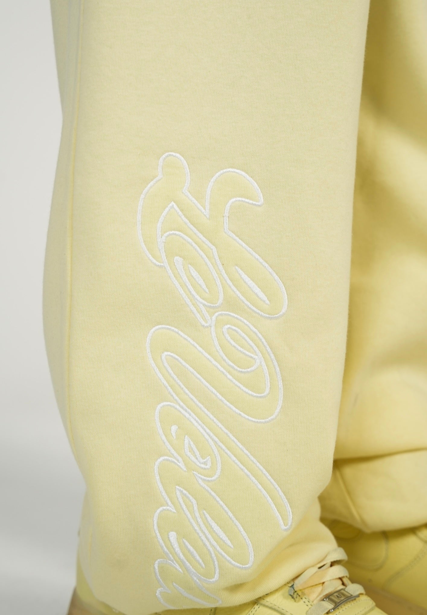 TWY’s Ext. BUTTER YELLOW JOGGER - LeVoleur