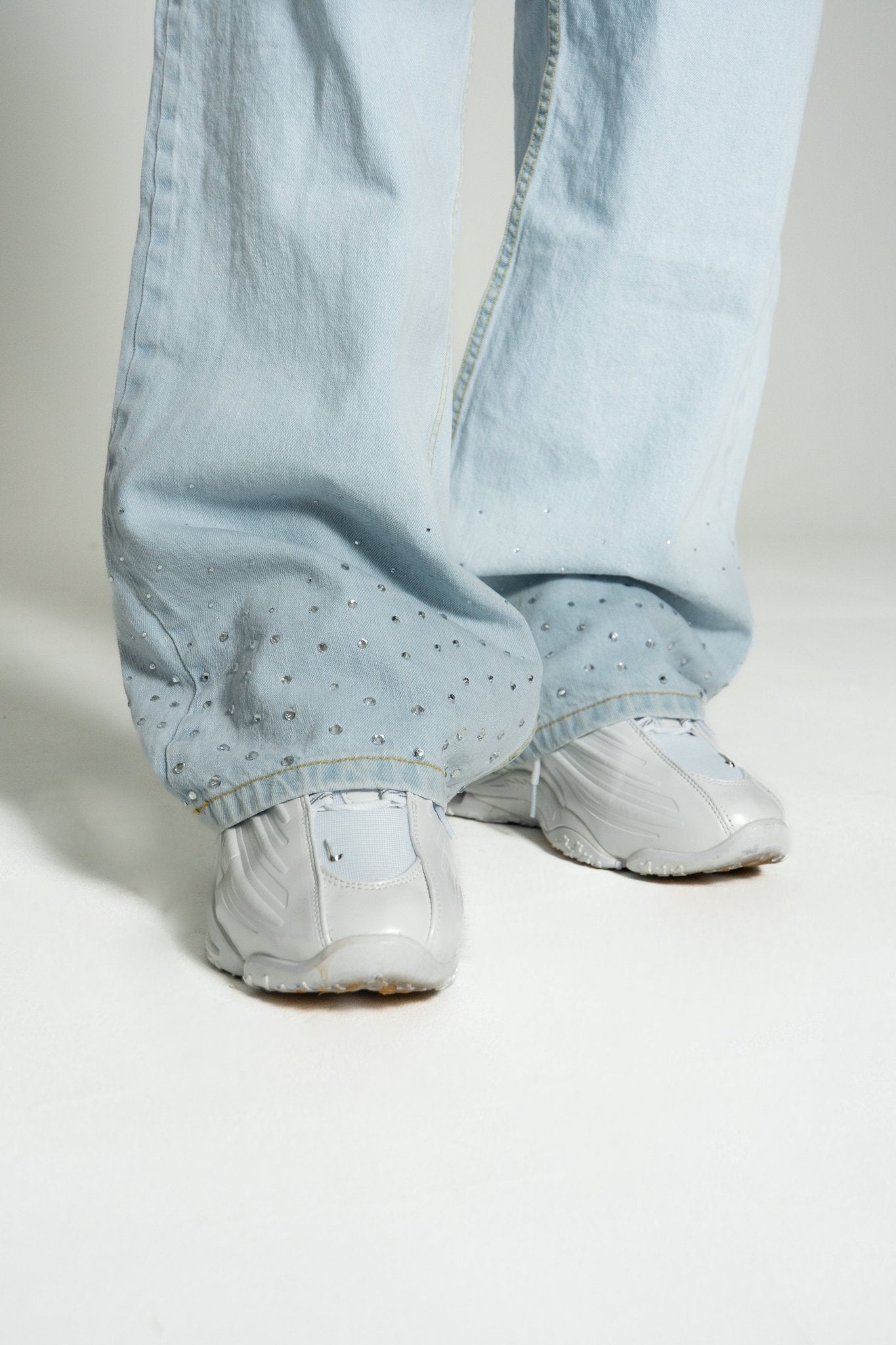 TWY's LIGHT BLUE DENIM - LeVoleur